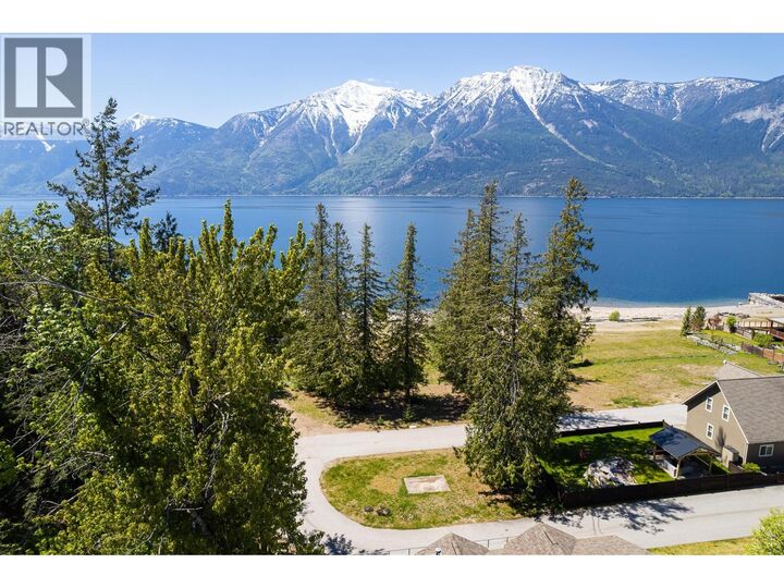 13488 Lakeshore Drive — photo 1