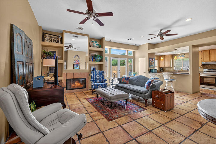 Property Photo: 77500 Calle Chillon CA 92253