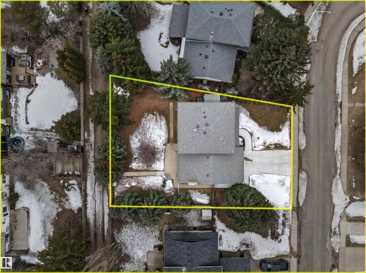 Property Photo:  6312 147 Street NW  AB T6M 4S3 