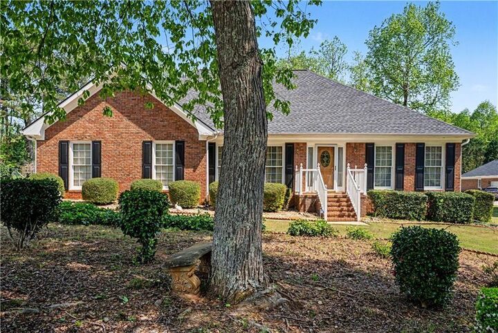 Property Photo:  1329 Saxony Drive SE  GA 30013 