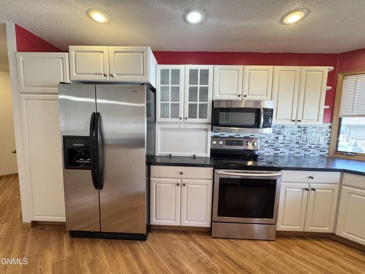 Property Photo: 3033 19th Street ND 58503