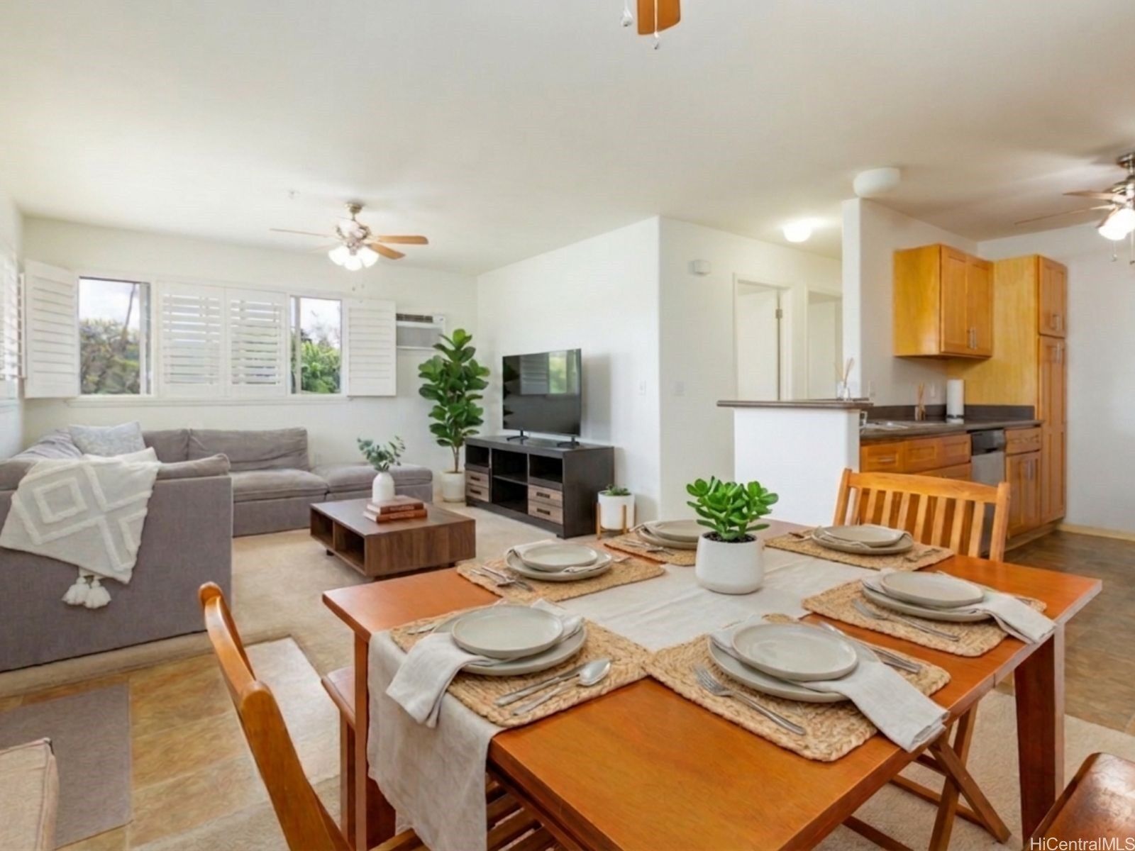 Property Photo:  91-1011 Kamaaha Avenue 402  HI 96707 