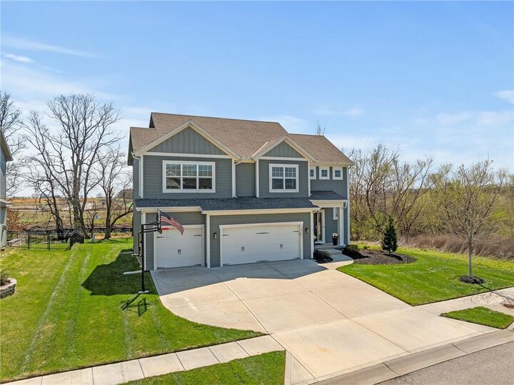 Property Photo: 18531 W 194th Terrace KS 66083