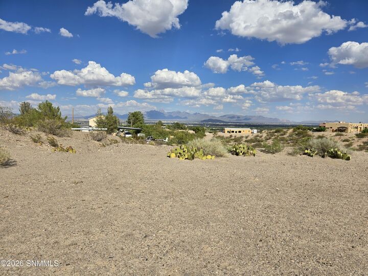 Property Photo:  749 Lark Spur Way  NM 88007 