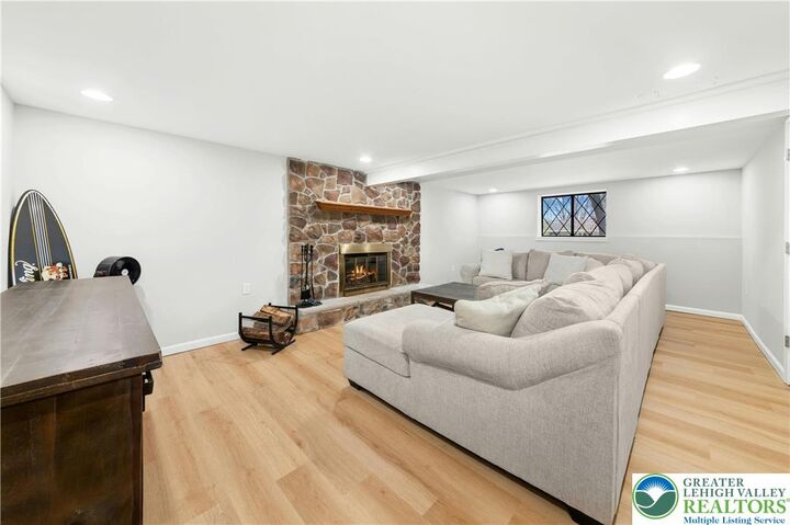 Property Photo:  754 Harrison Avenue  PA 18015 