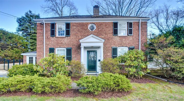 Property Photo:  61 Kathwood Road  NY 10607 