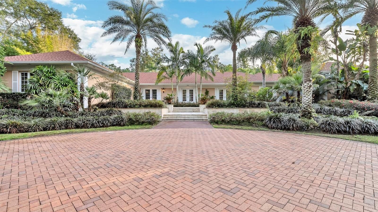 Property Photo:  2300 N Scenic Highway 104  FL 33898 