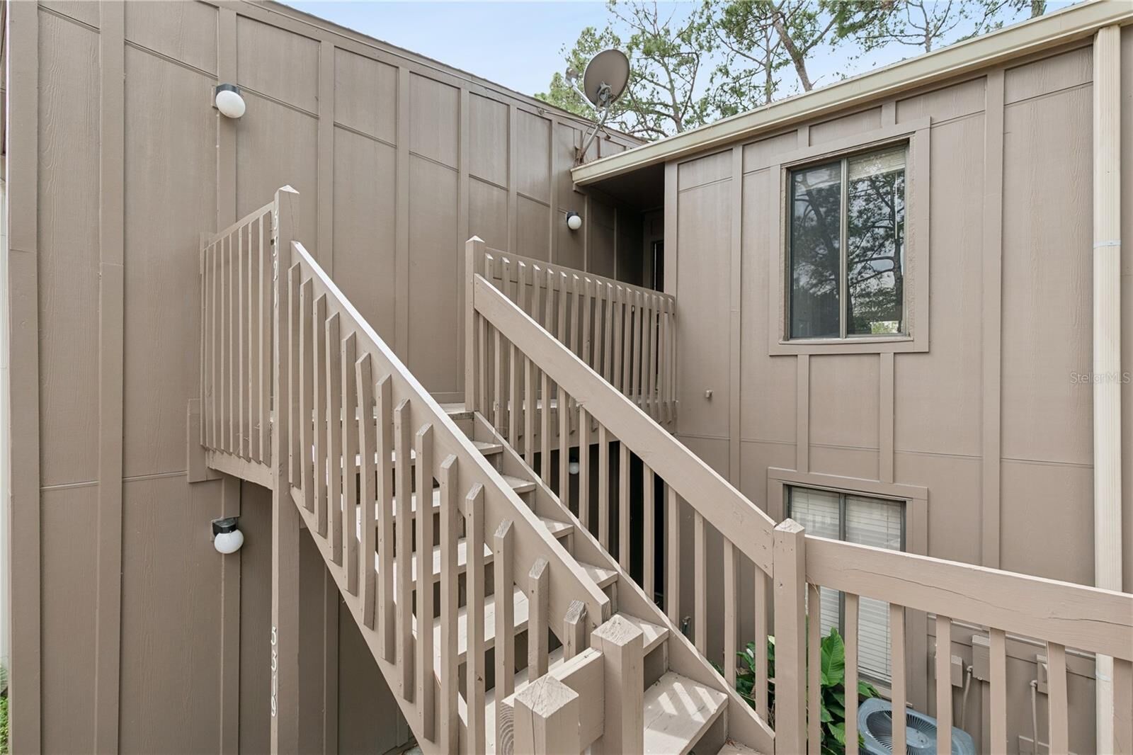 Property Photo:  5321 Indian Creek Drive D  FL 32811 