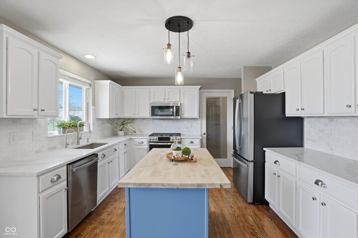 Property Photo:  341 Orland Overlook  IN 46074 