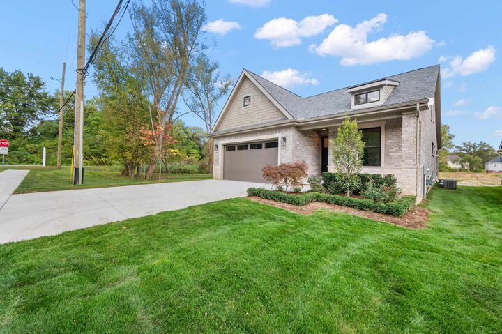 Property Photo:  5872 Willow Grove Drive  MI 48085 
