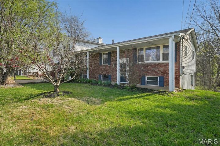 Property Photo:  2332 Mickey Drive  MO 63049 