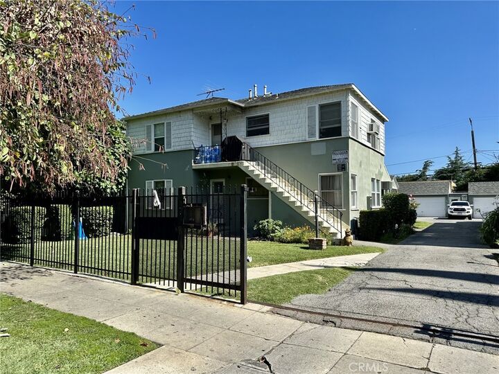 Property Photo: 14244 Delano Street CA 91401