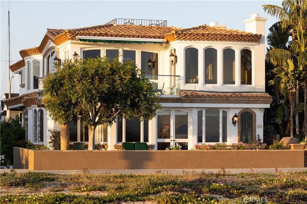 Property Photo:  1201 E Balboa  CA 92661 