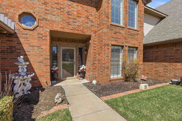 Property Photo:  1414 Reveille Dr  OK 74604 