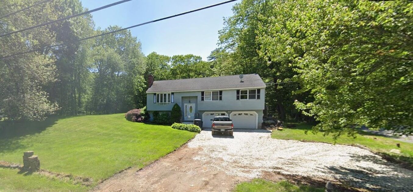 Property Photo:  51 Island Pond Road  NH 03038 