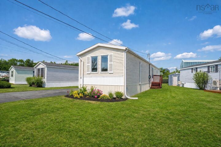 6 Alderwood Court — photo 1