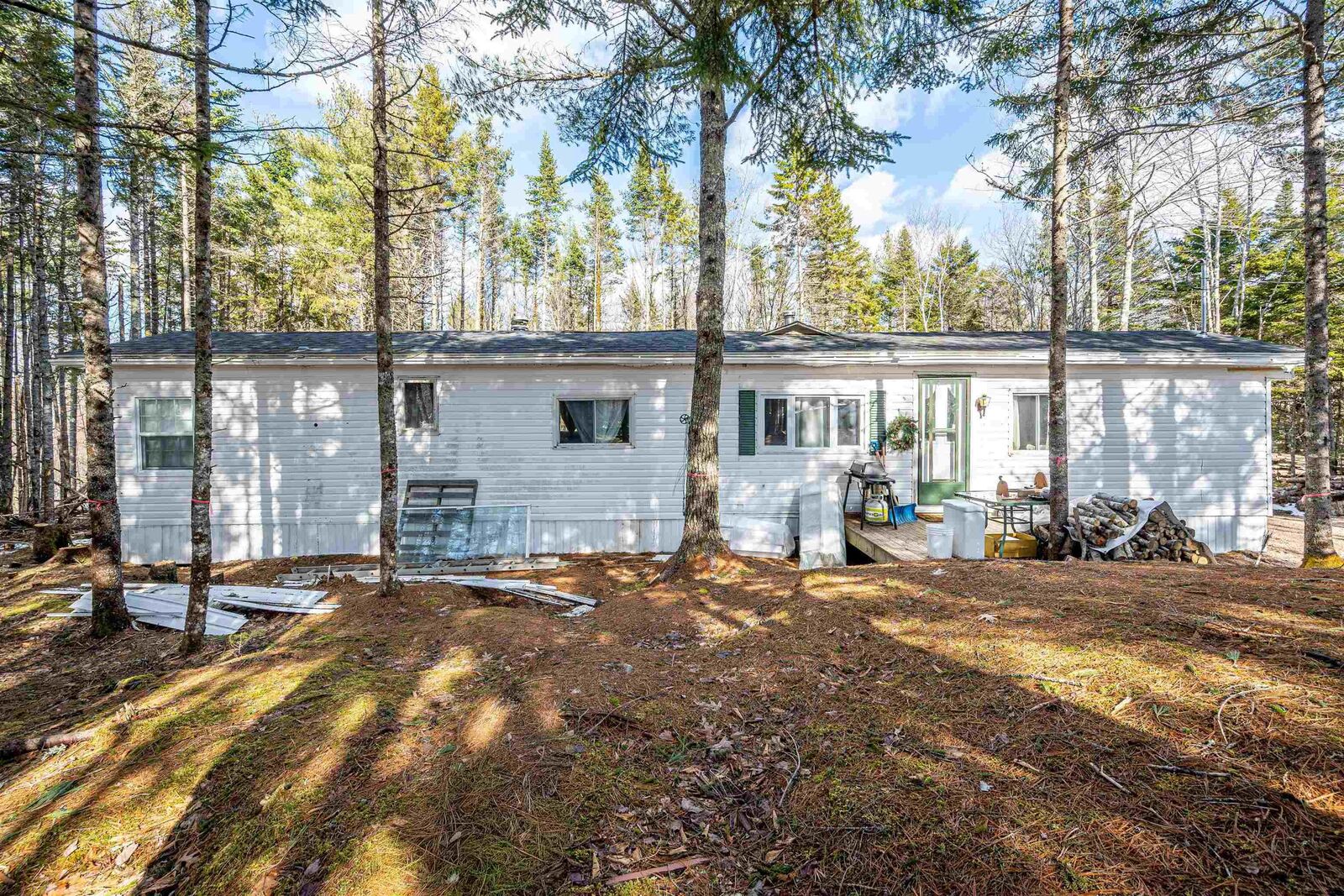 Property Photo: 97 Middle Lake North Road NS B0N 2T0