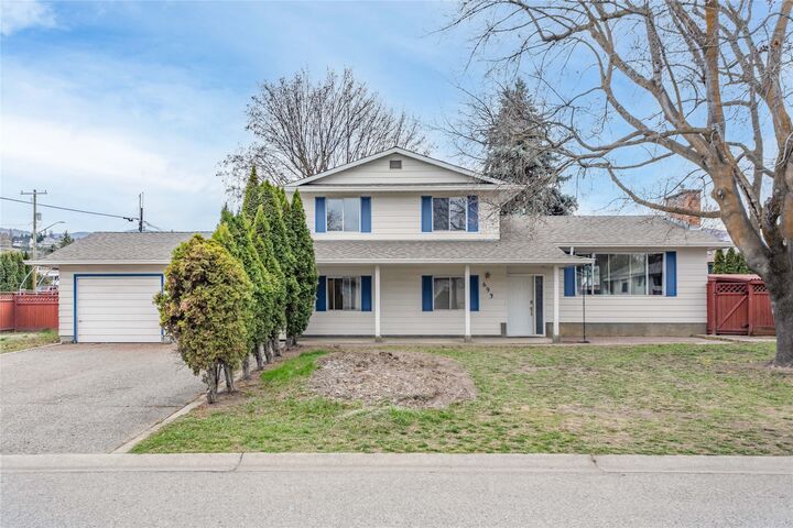 Property Photo:  693 Paret Place  BC V1W 2K6 