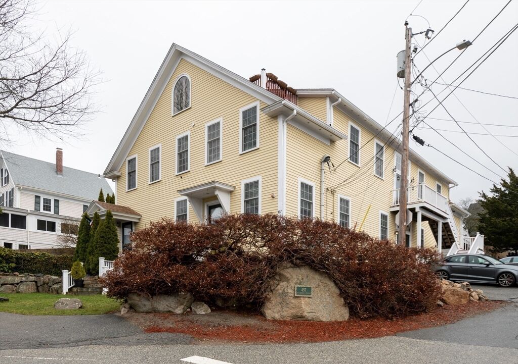 Property Photo:  457 Washington St 2  MA 01930 