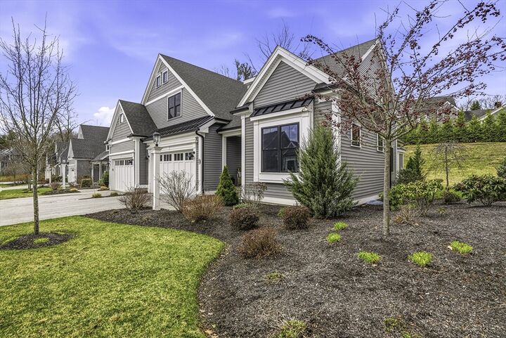 Property Photo: 935 Main St 23 MA 01545