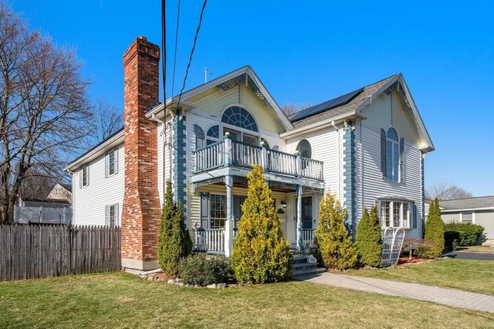 Property Photo: 113 Temple Rd MA 02452