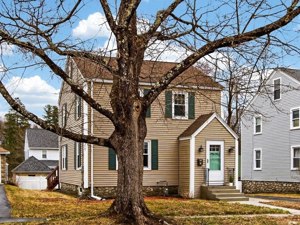 Property Photo: 51 Brantwood Rd MA 01602