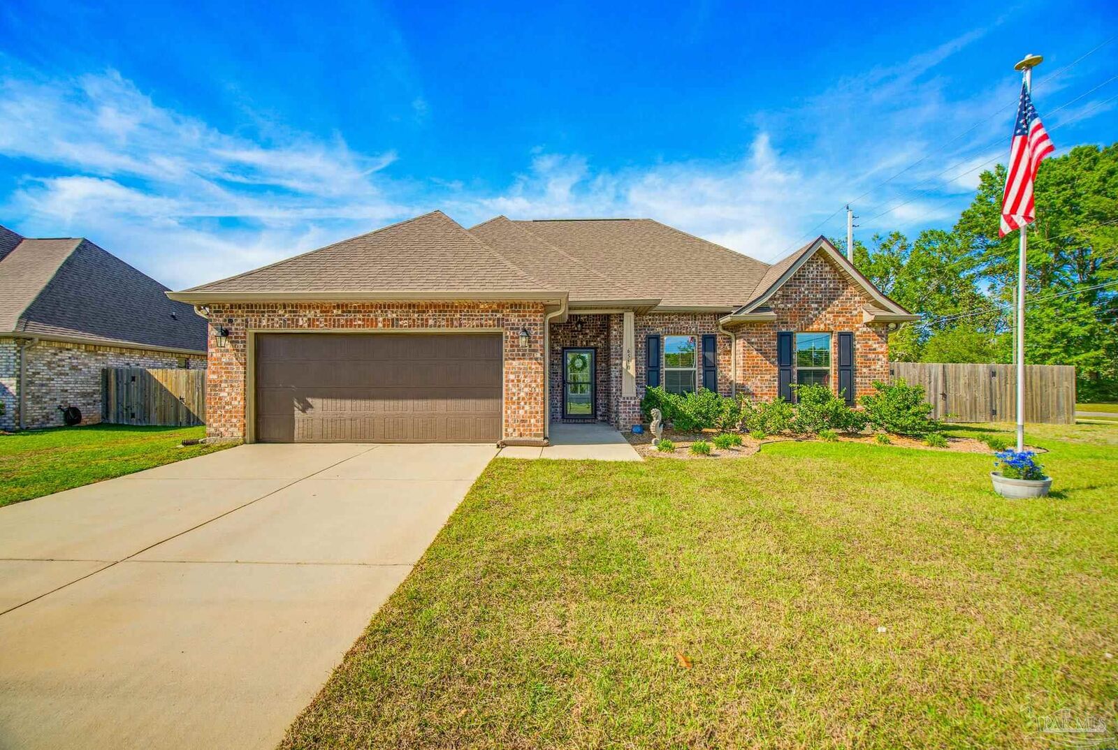 Property Photo: 6510 Suwanee Rd FL 32526