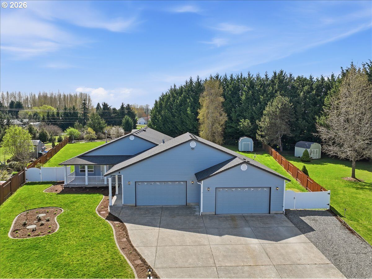 Property Photo:  20006 NE 101st Ave  WA 98604 