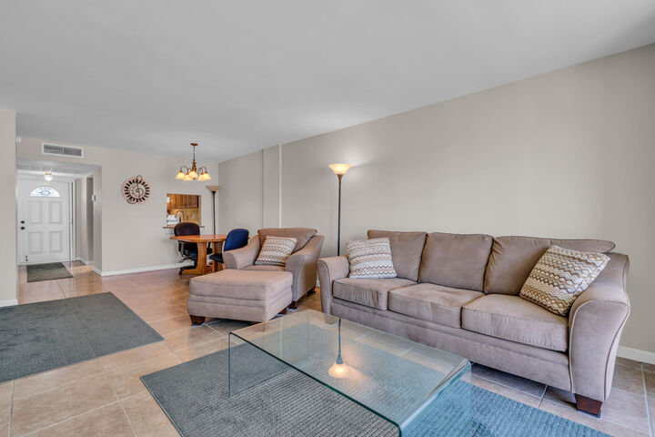 Property Photo: 4500 N Federal Highway 319C FL 33064