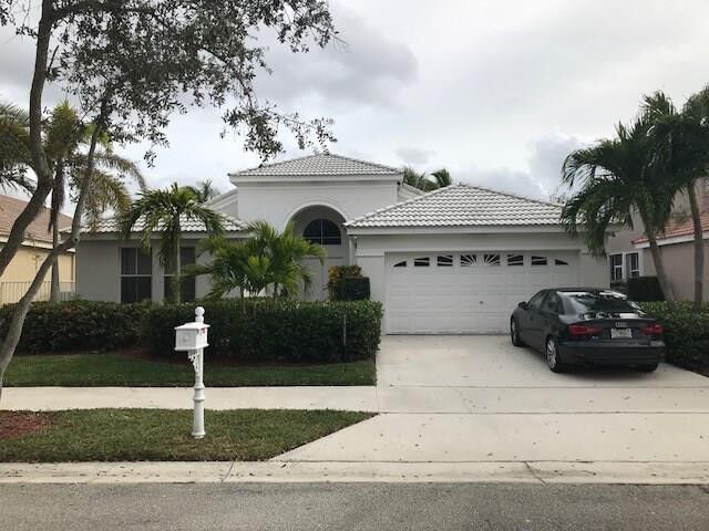 Property Photo:  544 Cascade Falls Drive  FL 33327 