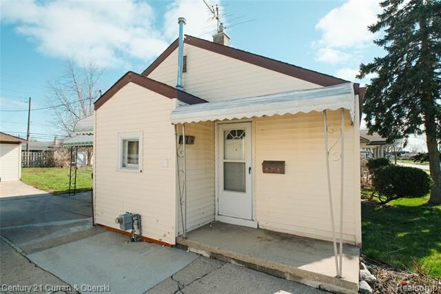 Property Photo: 22619 Furton Street MI 48082