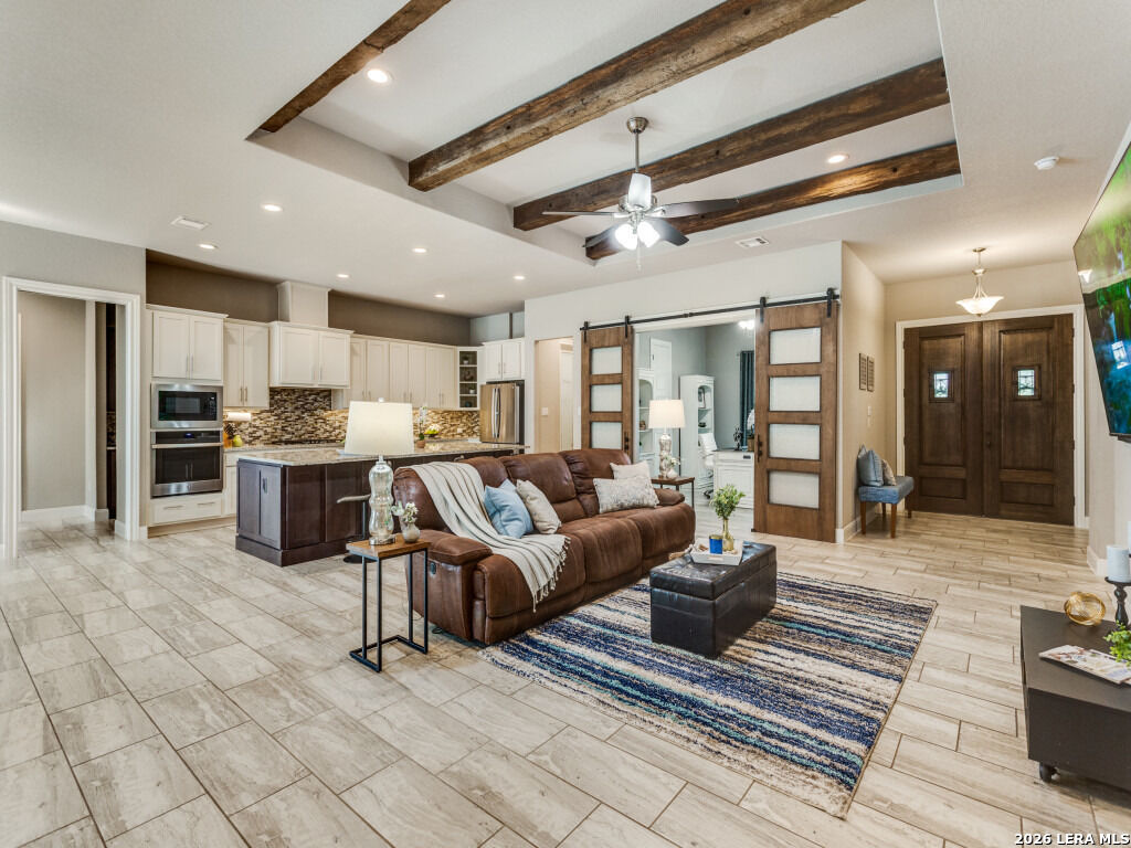 Property Photo: 312 Lantana Crossing TX 78070