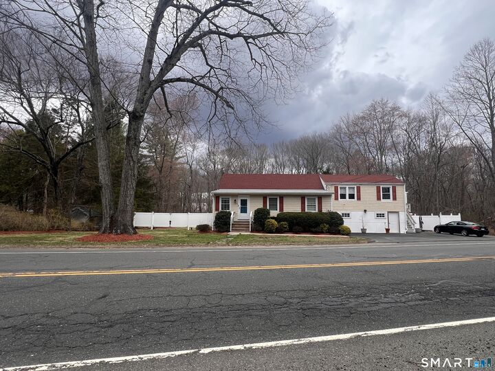 Property Photo: 556 Pepper Street CT 06468