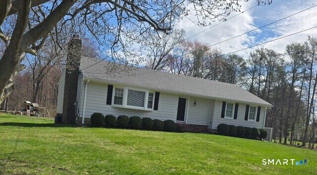 Property Photo: 441 David Court CT 06477