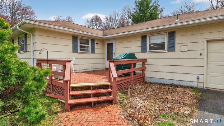 Property Photo: 67 Northbrook Drive CT 06117