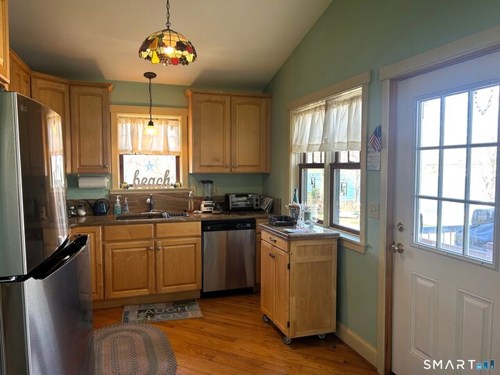 Property Photo:  332 Shore Drive  CT 06238 