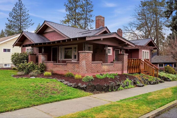 Property Photo:  3304 W Cora Ave  WA 99205 