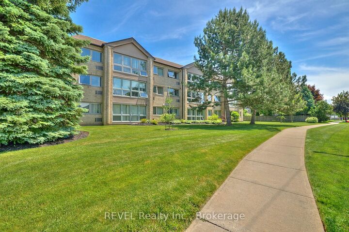 Property Photo: 3364 Montrose Road 301 ON L2H 0J8