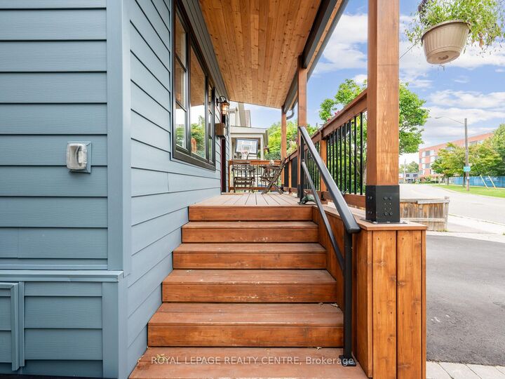 Property Photo: 102 Twenty Third Street ON M8V 3N2