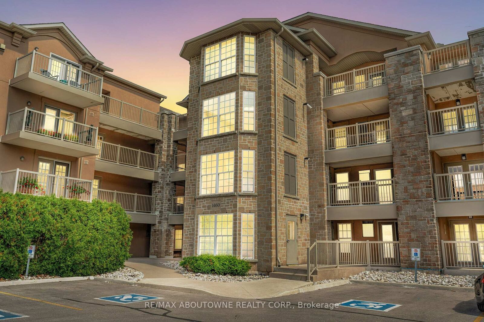 Property Photo: 1460 Bishops Gate 212 ON L6M 4N5