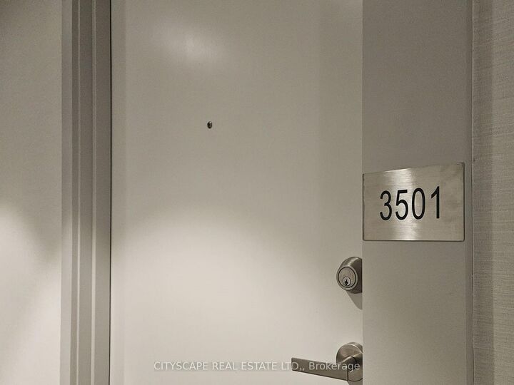 Property Photo: 195 Redpath Avenue 3501 ON M4P 0E4