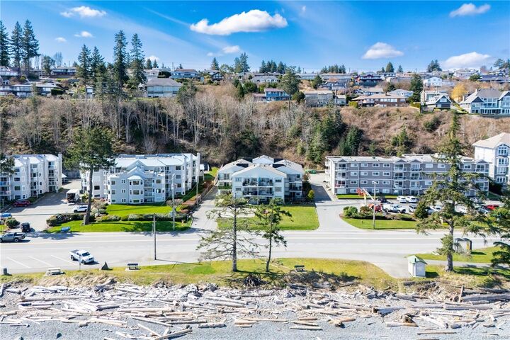 622 Island Hwy S #310 — photo 1