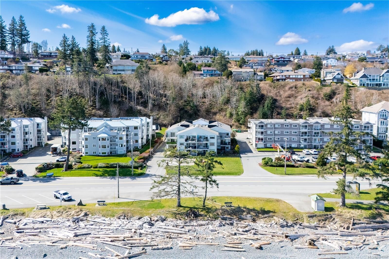 Property Photo: 622 Island Hwy S #310 BC V9W 1A6