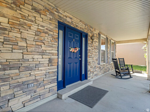 Property Photo:  257 S 2035 W  UT 84043 