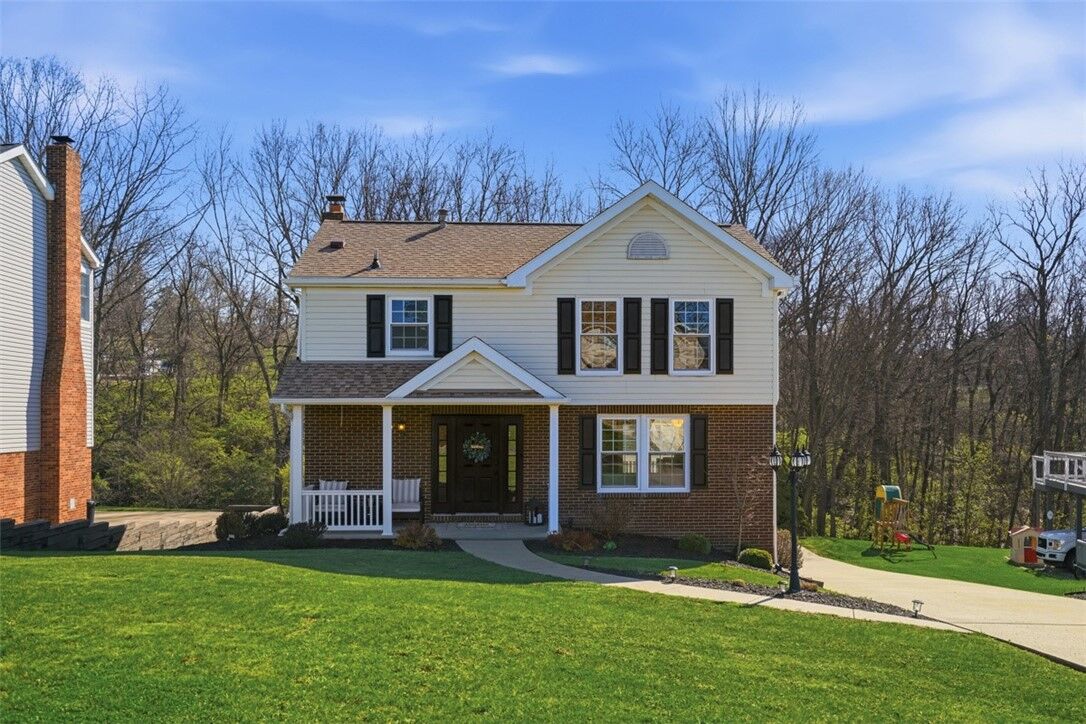 Property Photo:  1507 N Randolph Dr  PA 15025 