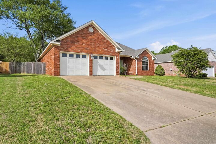 Property Photo:  3660 Irby Dr  AR 72034 