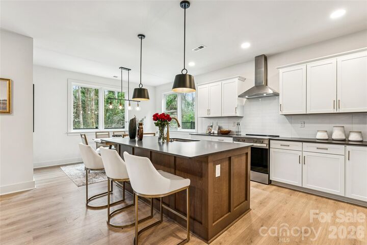 Property Photo:  2408 Crestview Drive  NC 28216 