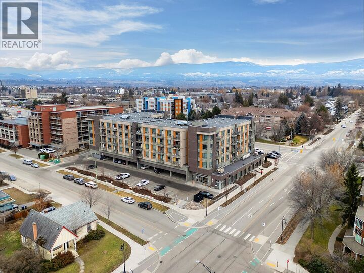 Property Photo: 925 Leon Avenue 327 BC V1Y 0E5
