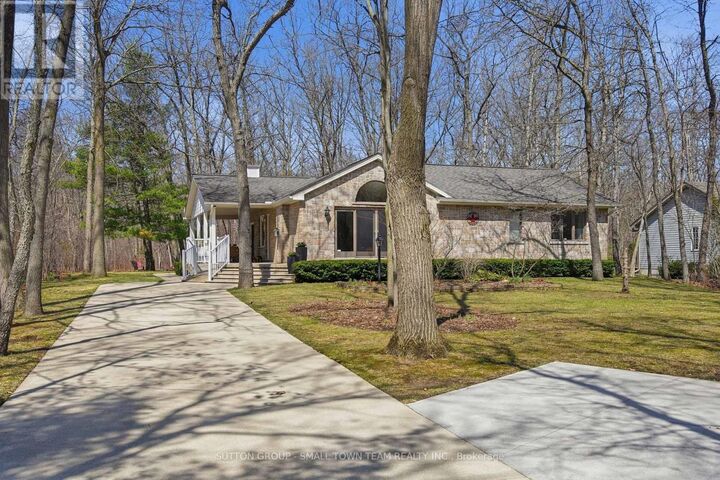 8816 Timberwood Trail — photo 1