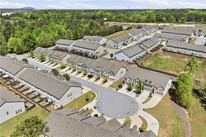 Property Photo:  2730 Kemp Court  GA 30094 